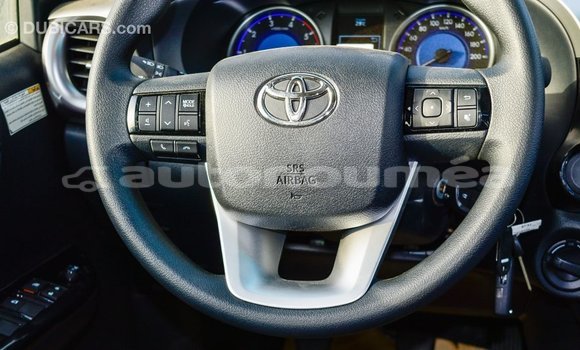 Acheter Import Voiture Toyota Hilux Autre à Import - Dubai, Iles Acheter Import Voiture Toyota Hilux Autre à Import - Dubai, Iles