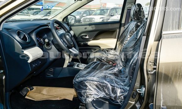 Acheter Import Voiture Toyota Rush Marron à Import - Dubai, Iles Acheter Import Voiture Toyota Rush Marron à Import - Dubai, Iles