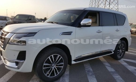 Buy Import Nissan Patrol White Car in Import - Dubai in Iles Buy Import Nissan Patrol White Car in Import - Dubai in Iles