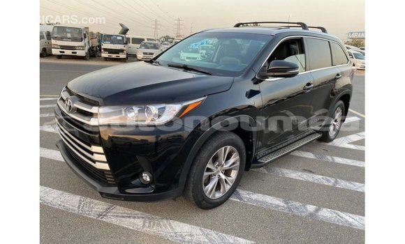 Acheter Import Voiture Toyota Highlander Noir à Import - Dubai, Iles Acheter Import Voiture Toyota Highlander Noir à Import - Dubai, Iles