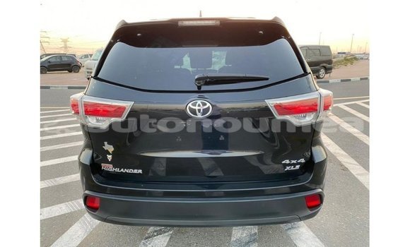 Acheter Import Voiture Toyota Highlander Noir à Import - Dubai, Iles Acheter Import Voiture Toyota Highlander Noir à Import - Dubai, Iles