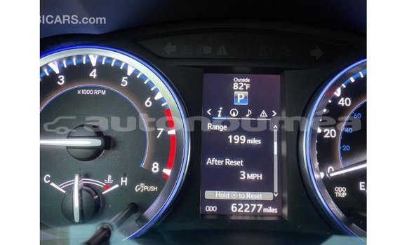 Acheter Import Voiture Toyota Highlander Noir à Import - Dubai, Iles Acheter Import Voiture Toyota Highlander Noir à Import - Dubai, Iles