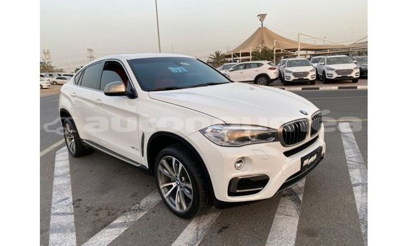 Acheter Import Voiture BMW X6 Blanc à Import - Dubai, Iles Acheter Import Voiture BMW X6 Blanc à Import - Dubai, Iles