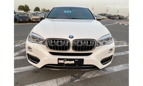 Acheter Import Voiture BMW X6 Blanc à Import - Dubai, Iles Acheter Import Voiture BMW X6 Blanc à Import - Dubai, Iles