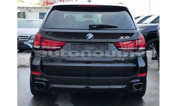 Acheter Import Voiture BMW X5 Noir à Import - Dubai, Iles Acheter Import Voiture BMW X5 Noir à Import - Dubai, Iles