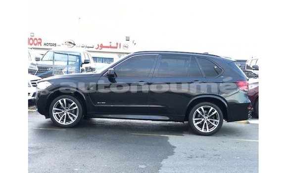 Acheter Import Voiture BMW X5 Noir à Import - Dubai, Iles Acheter Import Voiture BMW X5 Noir à Import - Dubai, Iles