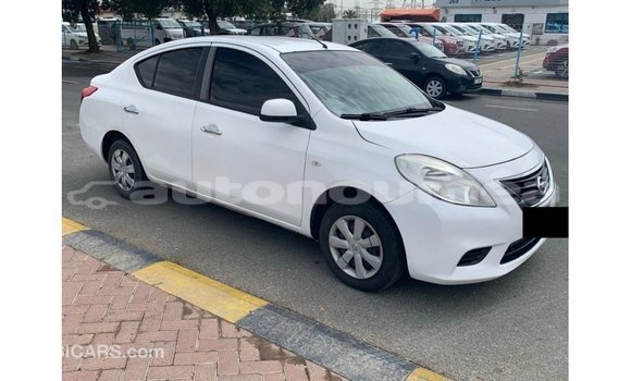 Buy Import Nissan Sunny White Car in Import - Dubai in Iles Buy Import Nissan Sunny White Car in Import - Dubai in Iles