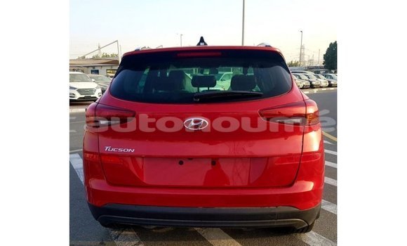Acheter Import Voiture Hyundai Tucson Rouge à Import - Dubai, Iles Acheter Import Voiture Hyundai Tucson Rouge à Import - Dubai, Iles