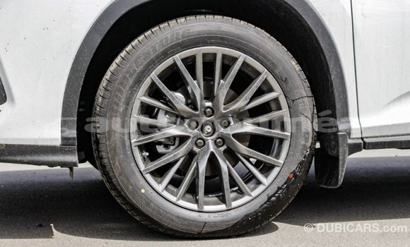 Acheter Import Voiture Lexus RX 300 Blanc à Import - Dubai, Iles Acheter Import Voiture Lexus RX 300 Blanc à Import - Dubai, Iles