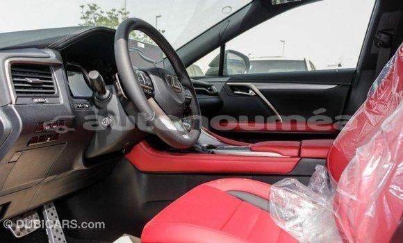 Acheter Import Voiture Lexus RX 300 Blanc à Import - Dubai, Iles Acheter Import Voiture Lexus RX 300 Blanc à Import - Dubai, Iles