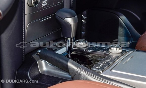 Acheter Import Voiture Toyota Land Cruiser Noir à Import - Dubai, Iles Acheter Import Voiture Toyota Land Cruiser Noir à Import - Dubai, Iles