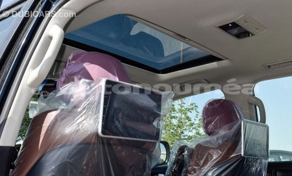 Acheter Import Voiture Toyota Land Cruiser Noir à Import - Dubai, Iles Acheter Import Voiture Toyota Land Cruiser Noir à Import - Dubai, Iles