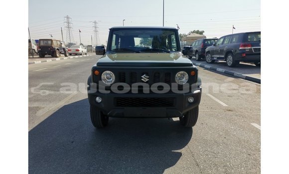 Acheter Import Voiture Suzuki Jimny Vert à Import - Dubai, Iles Acheter Import Voiture Suzuki Jimny Vert à Import - Dubai, Iles