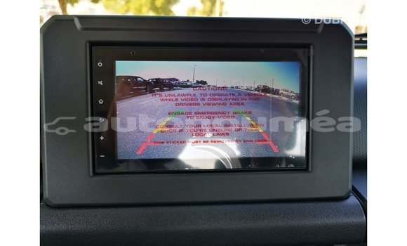 Acheter Import Voiture Suzuki Jimny Vert à Import - Dubai, Iles Acheter Import Voiture Suzuki Jimny Vert à Import - Dubai, Iles