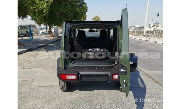 Acheter Import Voiture Suzuki Jimny Vert à Import - Dubai, Iles Acheter Import Voiture Suzuki Jimny Vert à Import - Dubai, Iles