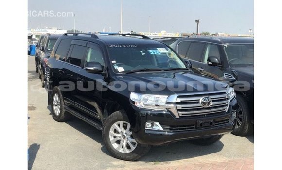 Acheter Import Voiture Toyota Land Cruiser Noir à Import - Dubai, Iles Acheter Import Voiture Toyota Land Cruiser Noir à Import - Dubai, Iles