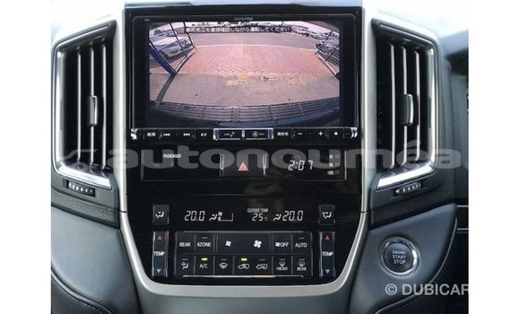 Acheter Import Voiture Toyota Land Cruiser Noir à Import - Dubai, Iles Acheter Import Voiture Toyota Land Cruiser Noir à Import - Dubai, Iles