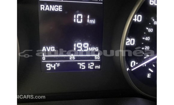 Acheter Import Voiture Hyundai Elantra Noir à Import - Dubai, Iles Acheter Import Voiture Hyundai Elantra Noir à Import - Dubai, Iles