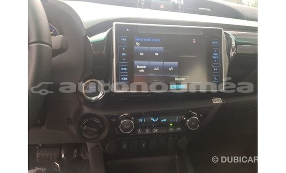 Buy Import Toyota Hilux Other Car in Import - Dubai in Iles Buy Import Toyota Hilux Other Car in Import - Dubai in Iles