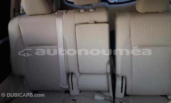 Acheter Import Voiture Toyota Highlander Blanc à Import - Dubai, Iles Acheter Import Voiture Toyota Highlander Blanc à Import - Dubai, Iles
