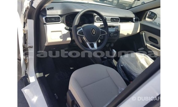 Buy Import Renault 19 White Car in Import - Dubai in Iles Buy Import Renault 19 White Car in Import - Dubai in Iles