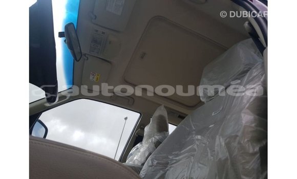 Acheter Import Voiture Mitsubishi Pajero Rouge à Import - Dubai, Iles Acheter Import Voiture Mitsubishi Pajero Rouge à Import - Dubai, Iles