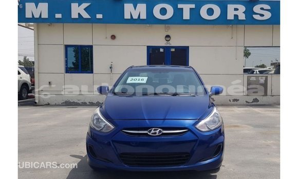 Acheter Import Voiture Hyundai Accent Bleu à Import - Dubai, Iles Acheter Import Voiture Hyundai Accent Bleu à Import - Dubai, Iles