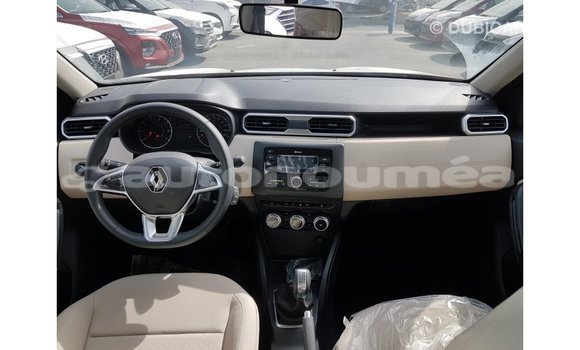Buy Import Renault 19 Green Car in Import - Dubai in Iles Buy Import Renault 19 Green Car in Import - Dubai in Iles