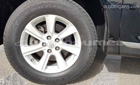 Acheter Import Voiture Toyota Highlander Noir à Import - Dubai, Iles Acheter Import Voiture Toyota Highlander Noir à Import - Dubai, Iles