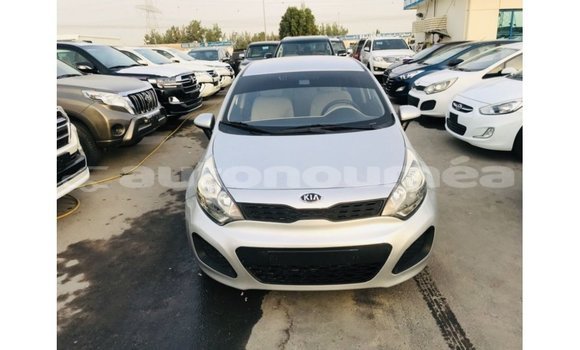 Acheter Import Voiture Kia Rio Autre à Import - Dubai, Iles Acheter Import Voiture Kia Rio Autre à Import - Dubai, Iles
