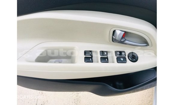Acheter Import Voiture Kia Rio Autre à Import - Dubai, Iles Acheter Import Voiture Kia Rio Autre à Import - Dubai, Iles