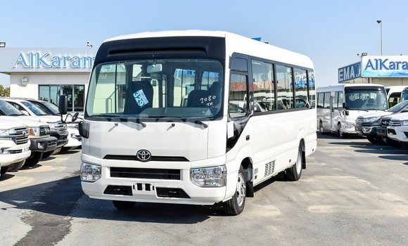 Acheter Import Voiture Toyota Coaster Blanc à Import - Dubai, Iles Acheter Import Voiture Toyota Coaster Blanc à Import - Dubai, Iles