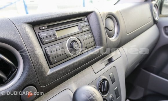 Acheter Import Voiture Nissan Urvan Blanc à Import - Dubai, Iles Acheter Import Voiture Nissan Urvan Blanc à Import - Dubai, Iles