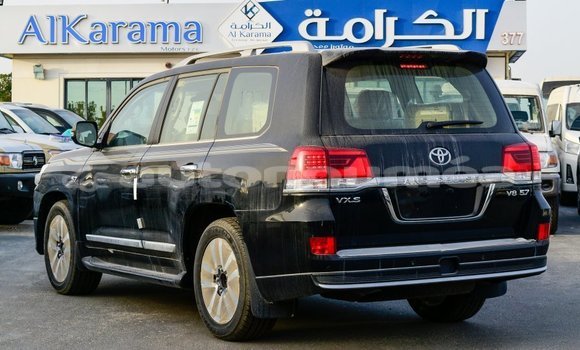 Buy Import Toyota Land Cruiser Black Car in Import - Dubai in Iles Buy Import Toyota Land Cruiser Black Car in Import - Dubai in Iles