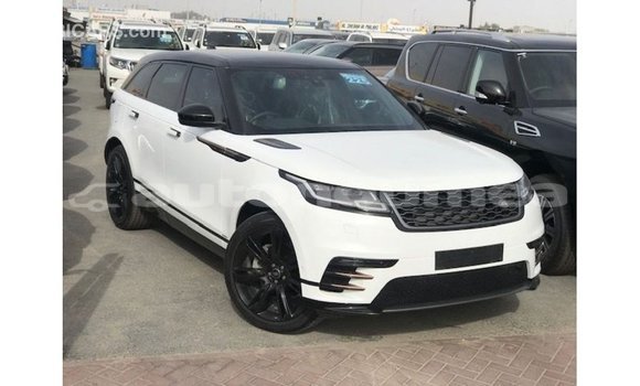 Acheter Import Voiture Land Rover Range Rover Blanc à Import - Dubai, Iles Acheter Import Voiture Land Rover Range Rover Blanc à Import - Dubai, Iles