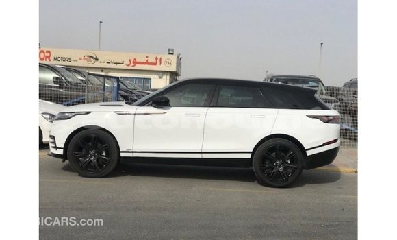 Acheter Import Voiture Land Rover Range Rover Blanc à Import - Dubai, Iles Acheter Import Voiture Land Rover Range Rover Blanc à Import - Dubai, Iles