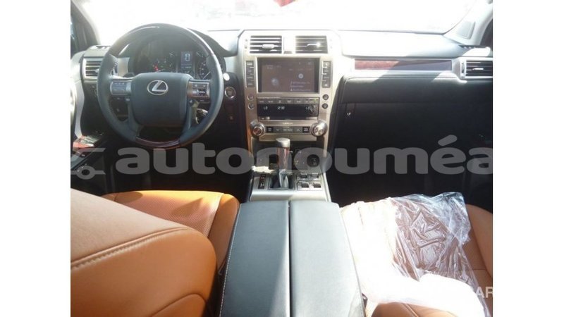 Big with watermark lexus gx iles import dubai 3532