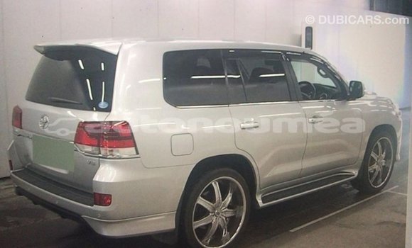 Acheter Import Voiture Toyota Land Cruiser Autre à Import - Dubai, Iles Acheter Import Voiture Toyota Land Cruiser Autre à Import - Dubai, Iles