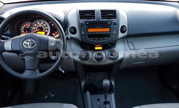 Acheter Import Voiture Toyota RAV4 Rouge à Import - Dubai, Iles Acheter Import Voiture Toyota RAV4 Rouge à Import - Dubai, Iles