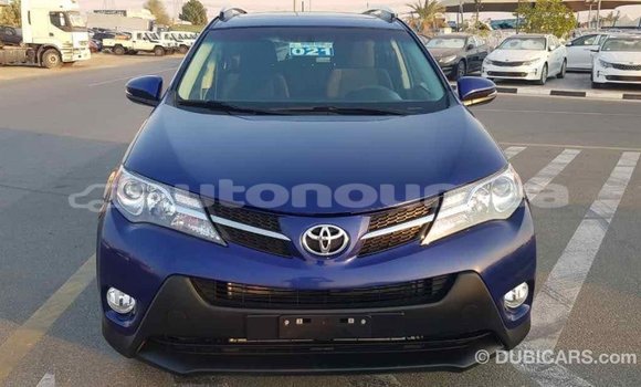 Acheter Import Voiture Toyota RAV4 Bleu à Import - Dubai, Iles Acheter Import Voiture Toyota RAV4 Bleu à Import - Dubai, Iles