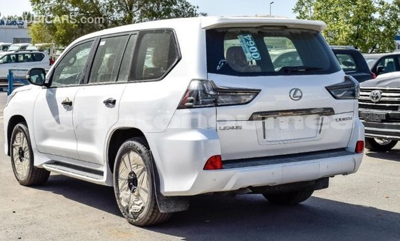 Acheter Import Voiture Lexus LX Blanc à Import - Dubai, Iles Acheter Import Voiture Lexus LX Blanc à Import - Dubai, Iles
