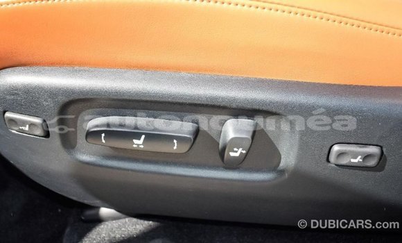 Acheter Import Voiture Lexus LX Blanc à Import - Dubai, Iles Acheter Import Voiture Lexus LX Blanc à Import - Dubai, Iles