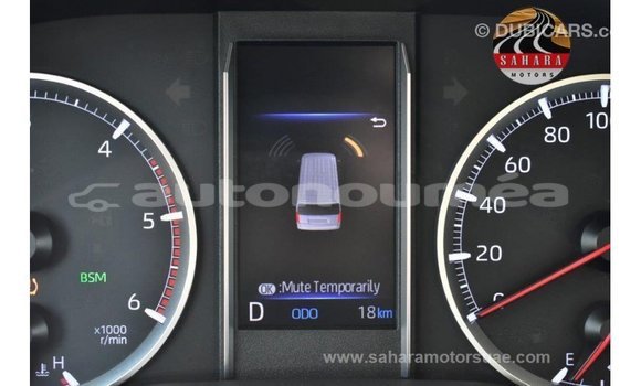 Acheter Import Voiture Toyota Granvia Blanc à Import - Dubai, Iles Acheter Import Voiture Toyota Granvia Blanc à Import - Dubai, Iles