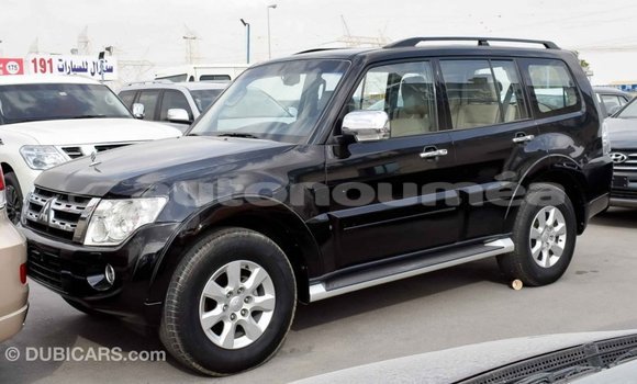 Acheter Import Voiture Mitsubishi Pajero Noir à Import - Dubai, Iles Acheter Import Voiture Mitsubishi Pajero Noir à Import - Dubai, Iles