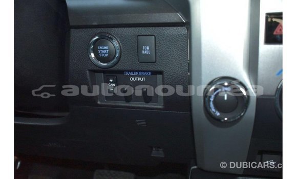 Acheter Import Voiture Toyota Tundra Blanc à Import - Dubai, Iles Acheter Import Voiture Toyota Tundra Blanc à Import - Dubai, Iles