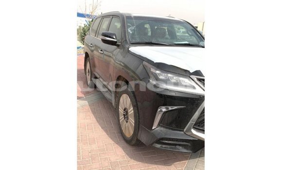 Acheter Import Voiture Lexus LX Noir à Import - Dubai, Iles Acheter Import Voiture Lexus LX Noir à Import - Dubai, Iles