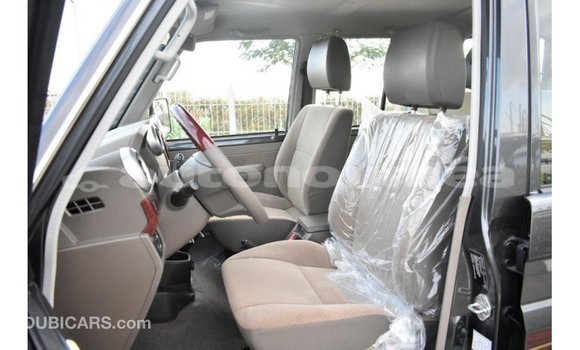 Acheter Import Voiture Toyota Land Cruiser Autre à Import - Dubai, Iles Acheter Import Voiture Toyota Land Cruiser Autre à Import - Dubai, Iles