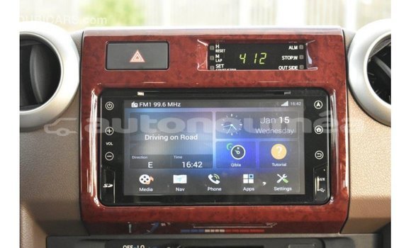 Acheter Import Voiture Toyota Land Cruiser Autre à Import - Dubai, Iles Acheter Import Voiture Toyota Land Cruiser Autre à Import - Dubai, Iles