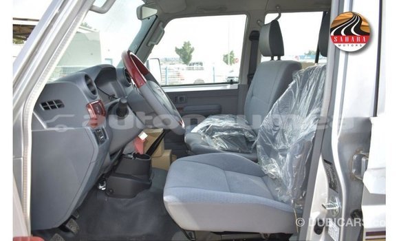 Acheter Import Voiture Toyota Land Cruiser Autre à Import - Dubai, Iles Acheter Import Voiture Toyota Land Cruiser Autre à Import - Dubai, Iles