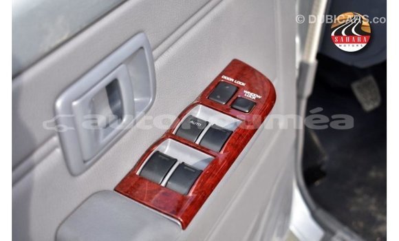 Acheter Import Voiture Toyota Land Cruiser Autre à Import - Dubai, Iles Acheter Import Voiture Toyota Land Cruiser Autre à Import - Dubai, Iles